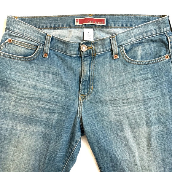 GAP Light wash jean shorts Sz 8 - Picture 4 of 6